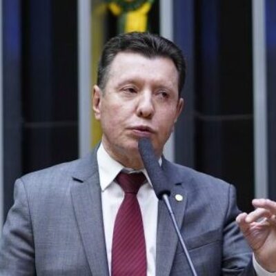 Proposta dá prazo de 180 dias para retirada de bem levado ao conserto