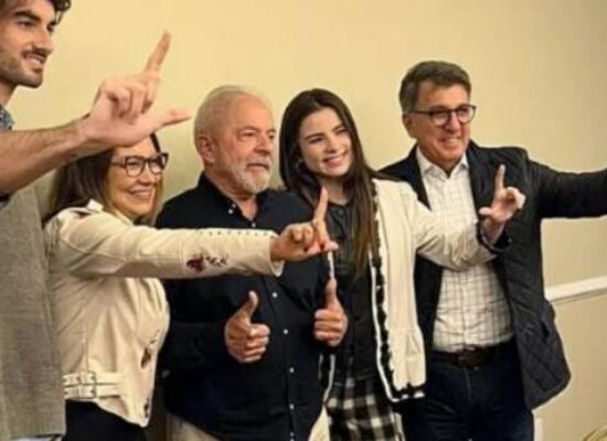 Paulo Marinho, ex-aliado de Bolsonaro, fecha apoio com Lula