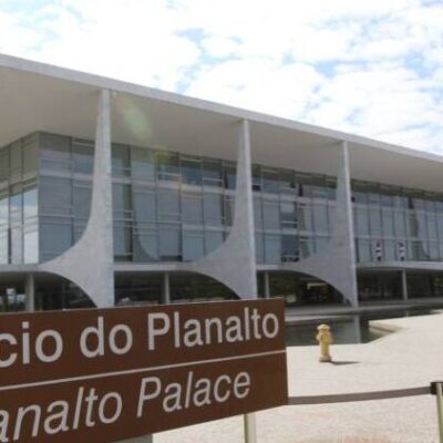 Posse de presidente e governadores terá nova data a partir de 2027