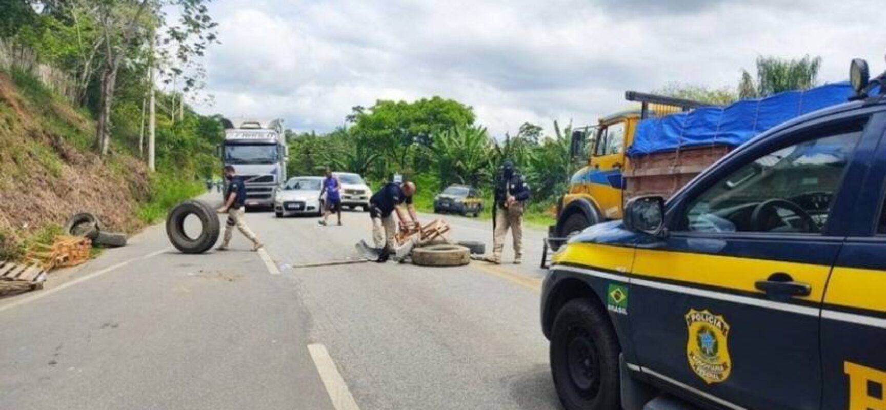 Multas para integrantes de manifestações que bloqueiam rodovias chegam a R$ 17 mil