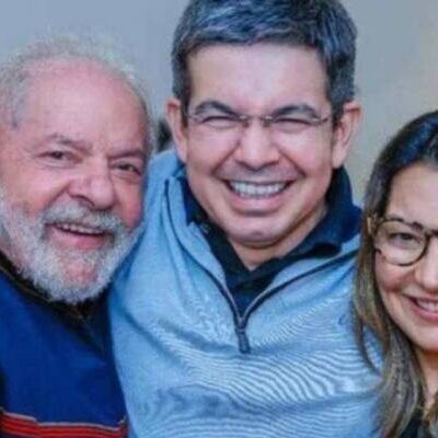 Lula chega a Brasília nesta terça e deve se encontrar com Pacheco, Lira e Rosa Weber, diz Randolfe
