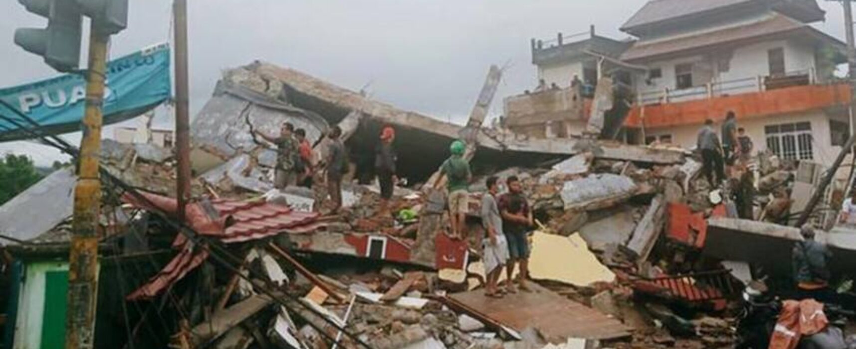 Terremoto na Indonésia deixa mais de 40 mortos e 700 feridos