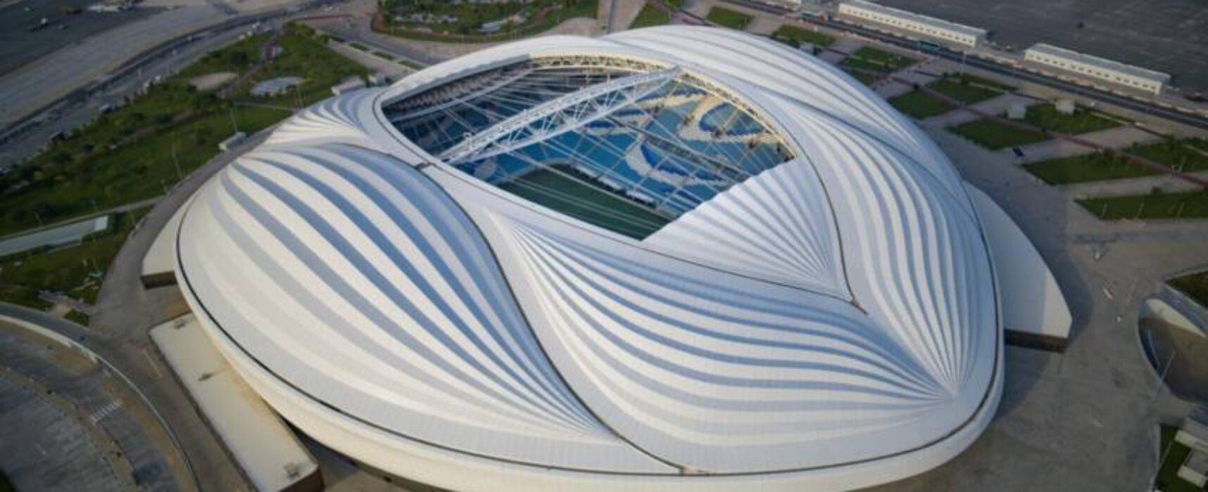 Secretário admite que centenas de trabalhadores morreram em obras para Copa no Catar