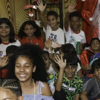 Crianças já podem enviar cartas para campanha Papai Noel dos Correios