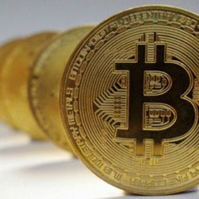 Câmara aprova projeto que regulamenta criptomoeda
