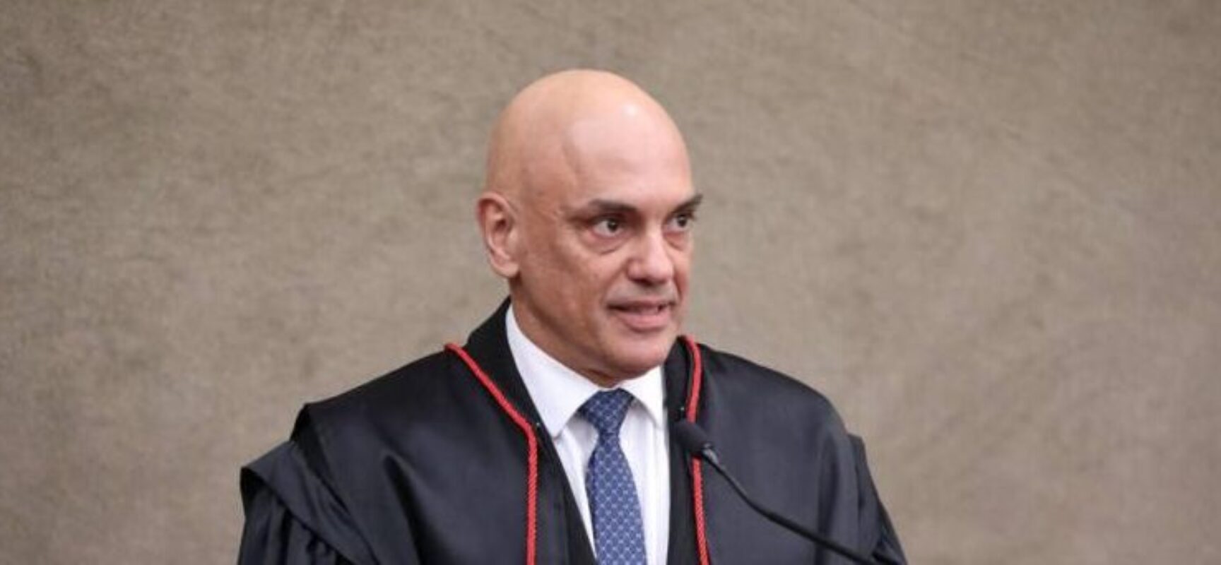 Moraes dá 10 dias para PF apresentar relatório sobre atos antidemocráticos