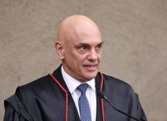 Moraes dá 10 dias para PF apresentar relatório sobre atos antidemocráticos