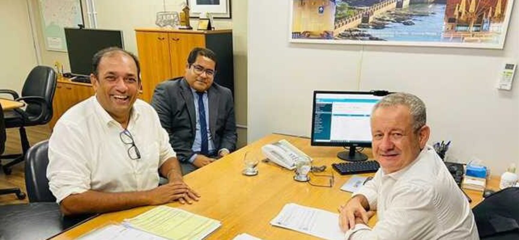 Prefeito Mário Alexandre pede celeridade na obra de ampliação do Aeroporto Jorge Amado