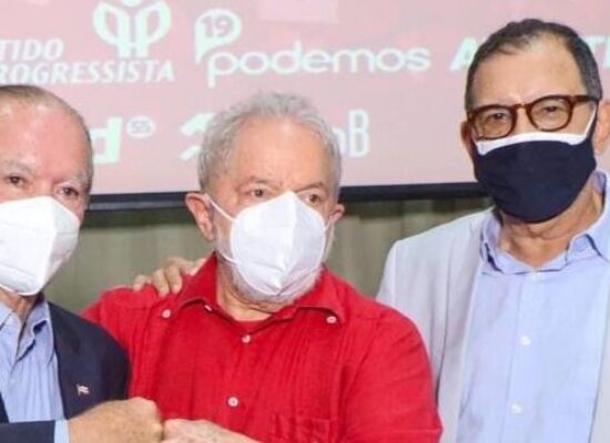 A volta dos que não foram: partido de João Leão começa a negociar retorno à base petista