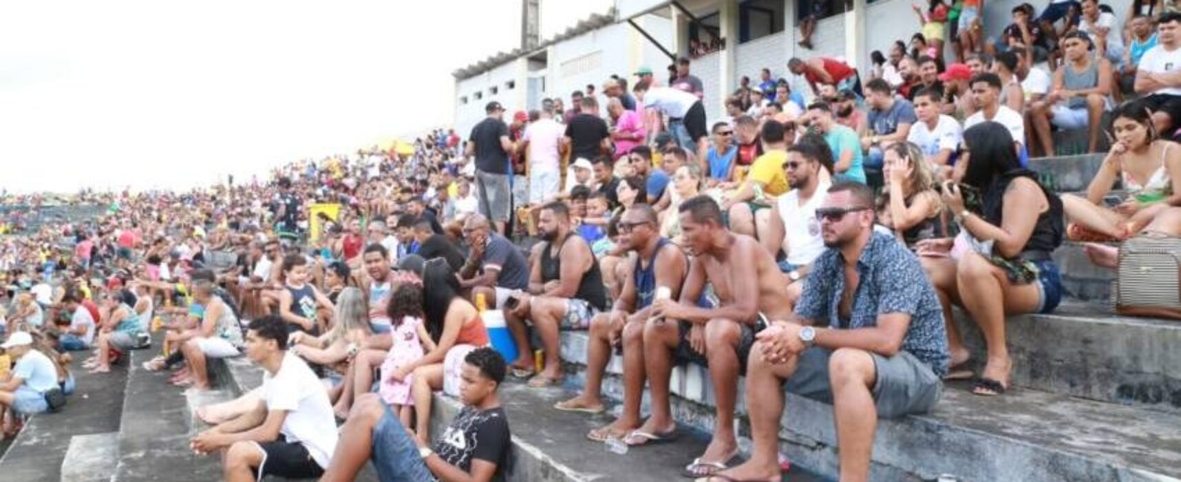 ITABUNA: Jogos do Interbairros desafiam estreia da Copa do Mundo e lotam campos