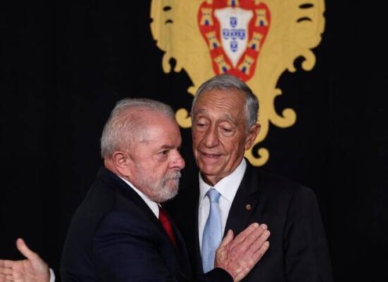 Em Portugal, Lula defende mudanças na ONU