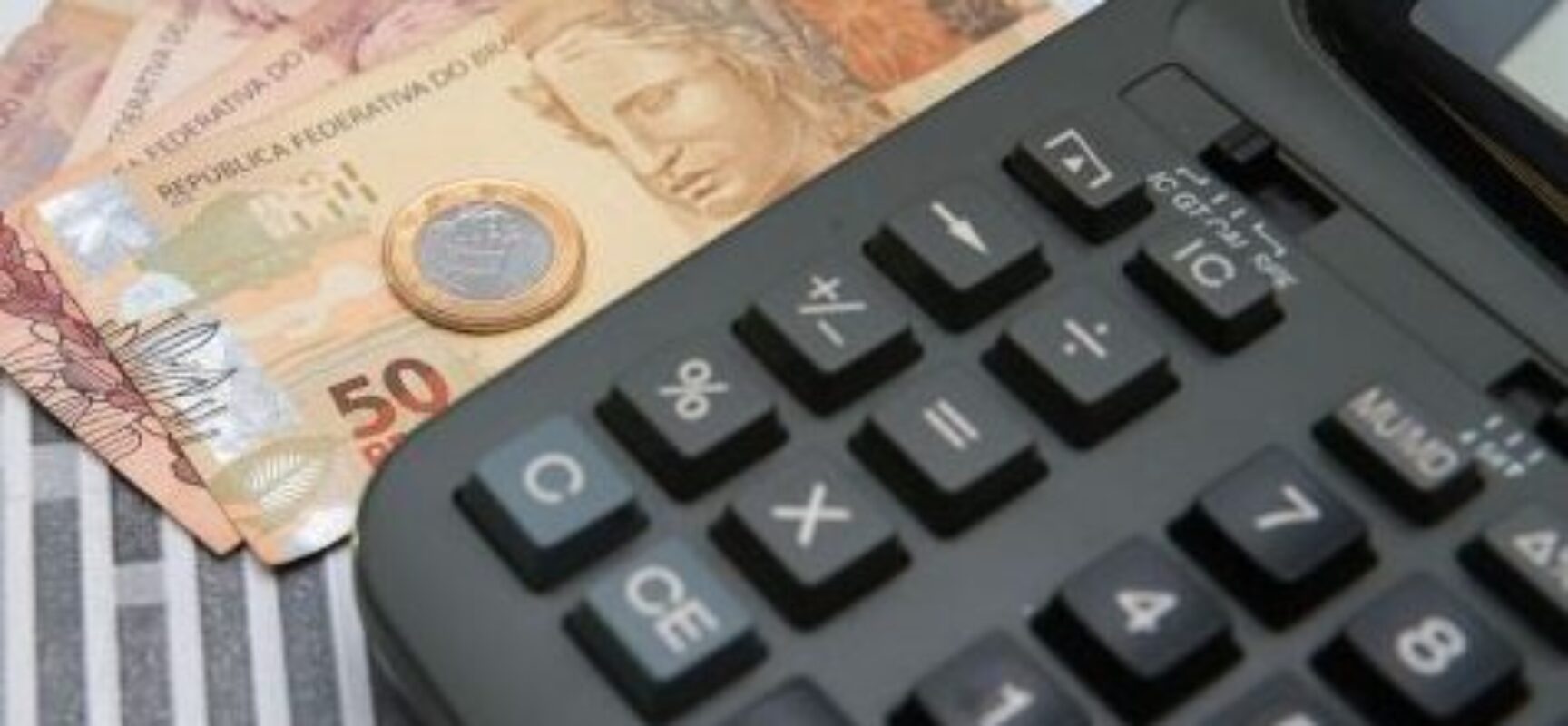 Em 2020, 1º ano da pandemia, PIB recua em 24 unidades da Federação