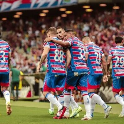 Fortaleza goleia Bragantino e se aproxima de vaga na Libertadores