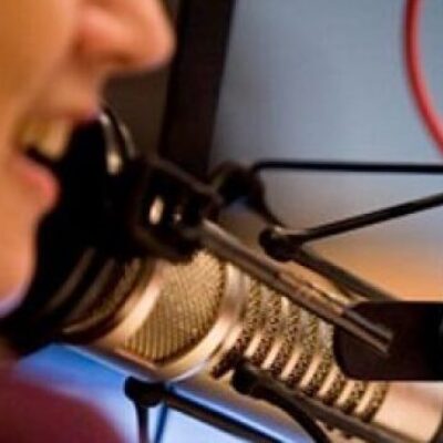 Câmara aprova projeto que evita migração de rádios comunitárias para outras frequências de FM