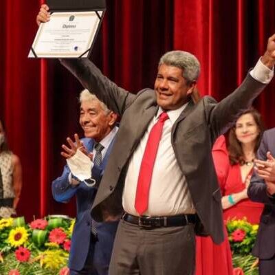 Jerônimo é diplomado governador e promete “trabalhar de forma incansável” pela Bahia