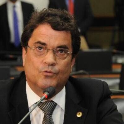 PSB cogita indicar Angelo Almeida para secretário e garantir mandato para Fabíola Mansur