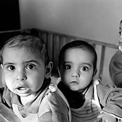 Pandemia de Covid-19 deixou mais de 40 mil crianças órfãs de mãe no Brasil até 2021