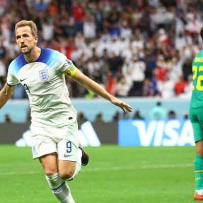 Sem apuros, Inglaterra despacha Senegal e pega França nas quartas