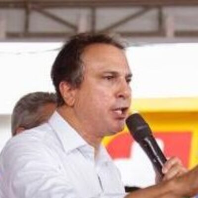 Lula escolhe Camilo Santana para comando do Ministério da Educação