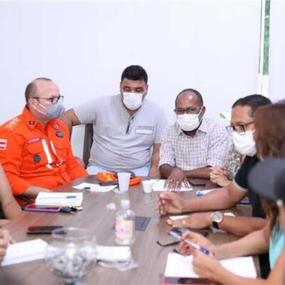 SOS Chuvas: Prefeitura realiza reunião com ONGs e órgãos públicos para definir ações conjuntas