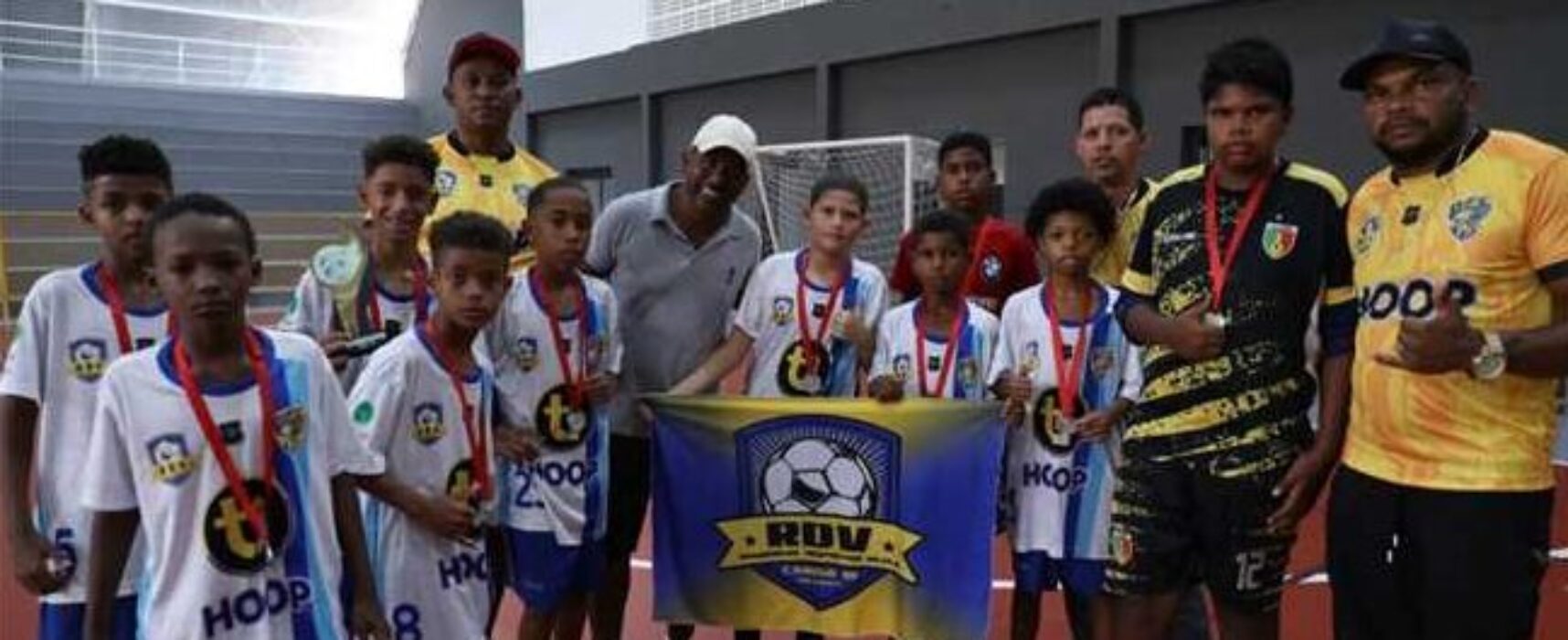 Liga Ilheense de Futsal completa 20 anos e reúne diversas equipes no Ginásio Herval Soledade
