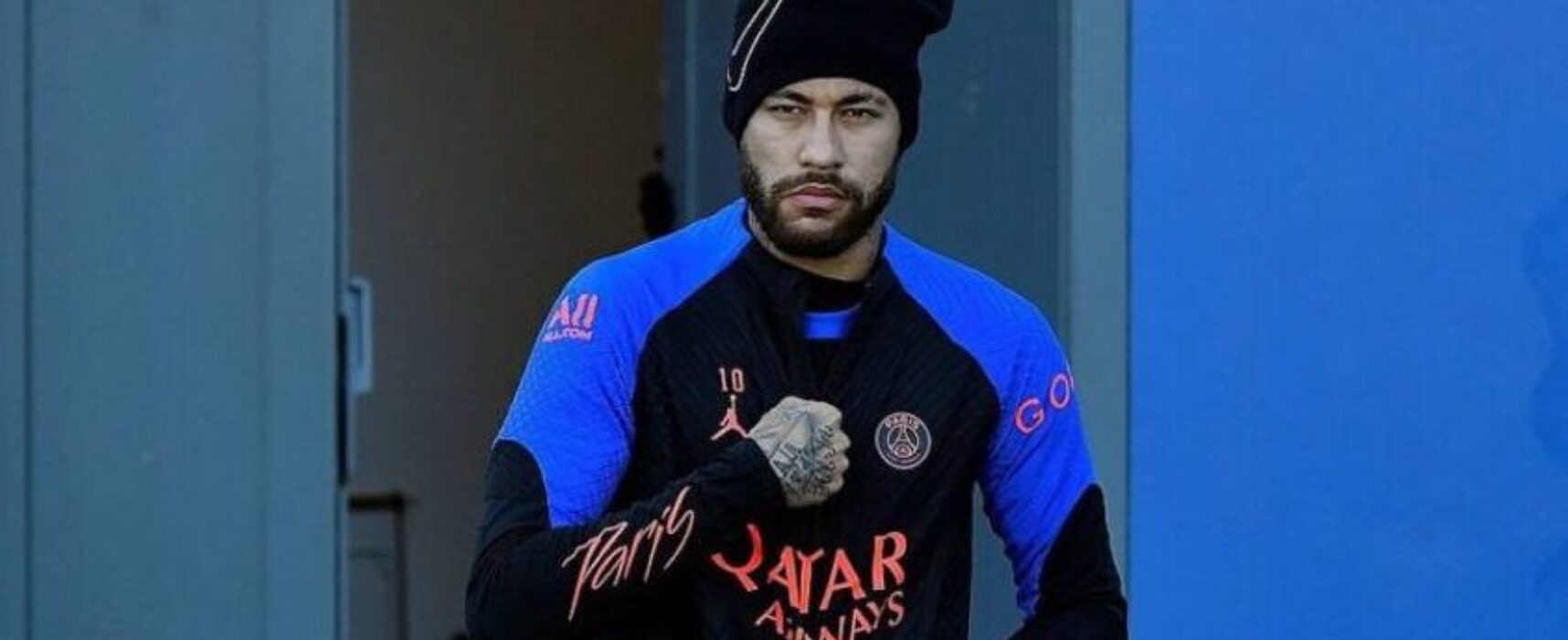 Neymar e Marquinhos fazem trabalho psicológico no PSG após eliminação na Copa