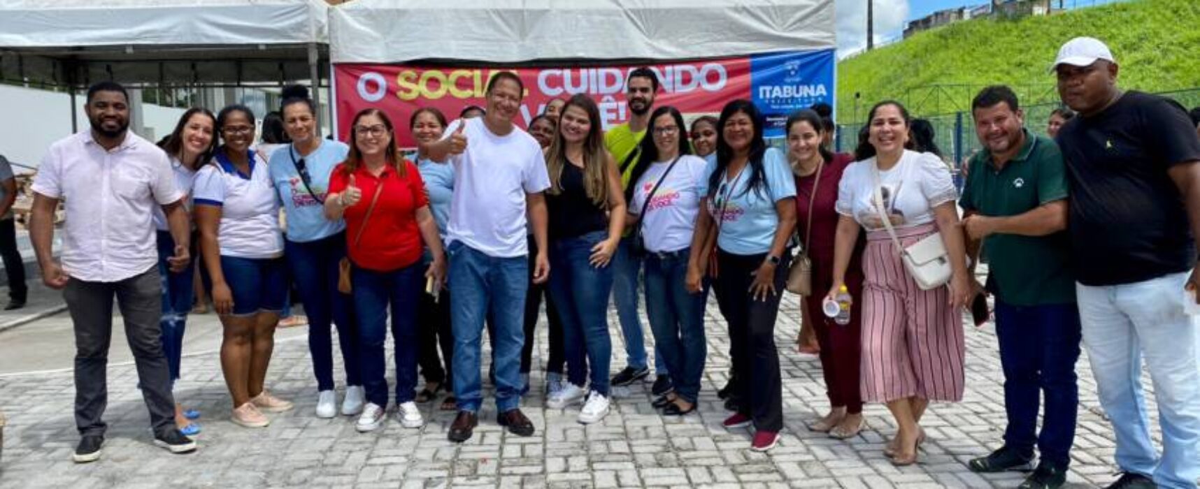 Famílias em situação de pobreza e vulnerabilidade em Itabuna se disseram satisfeitas com  cestas natalinas