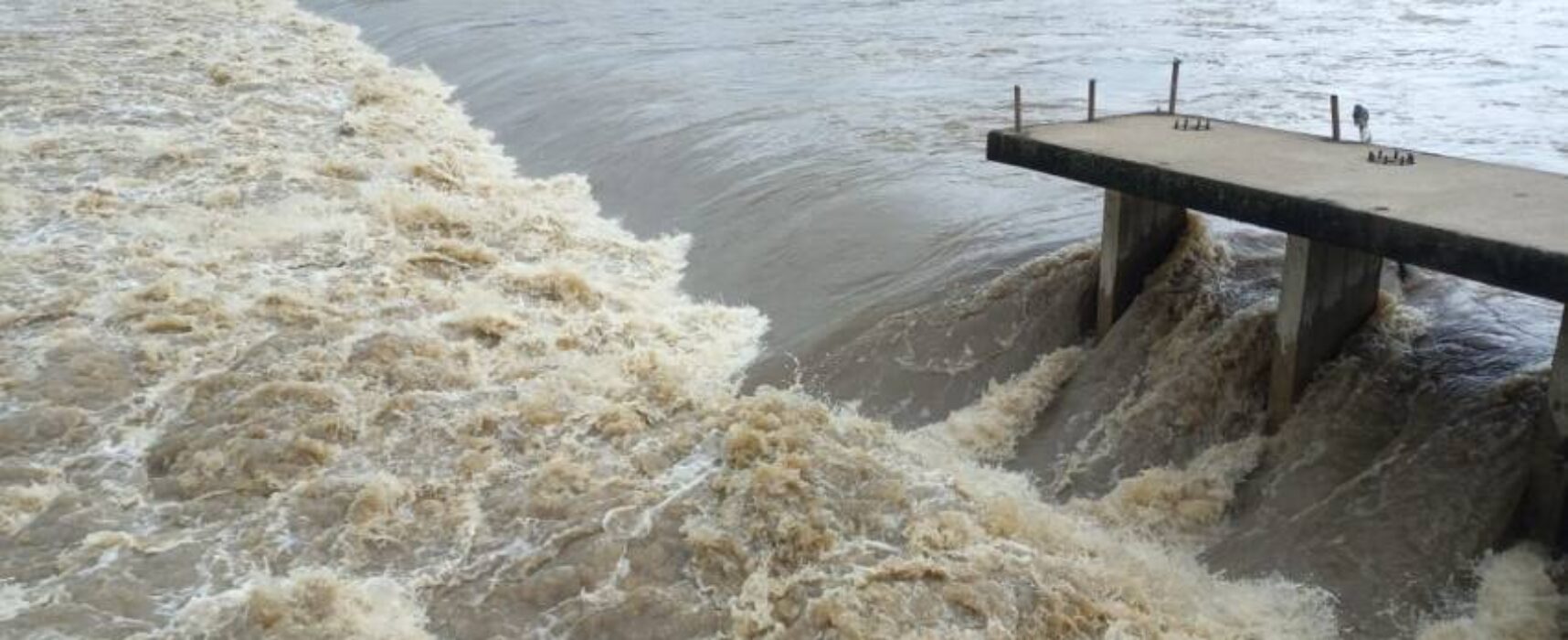 Prefeitura mantém equipes de plantão e monitora pontos críticos de alagamentos em Itabuna