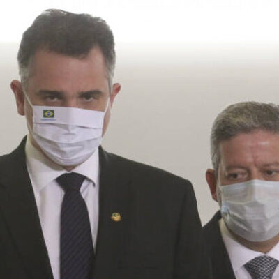 Lira e Pacheco se articulam politicamente por suas reeleições no Congresso Nacional