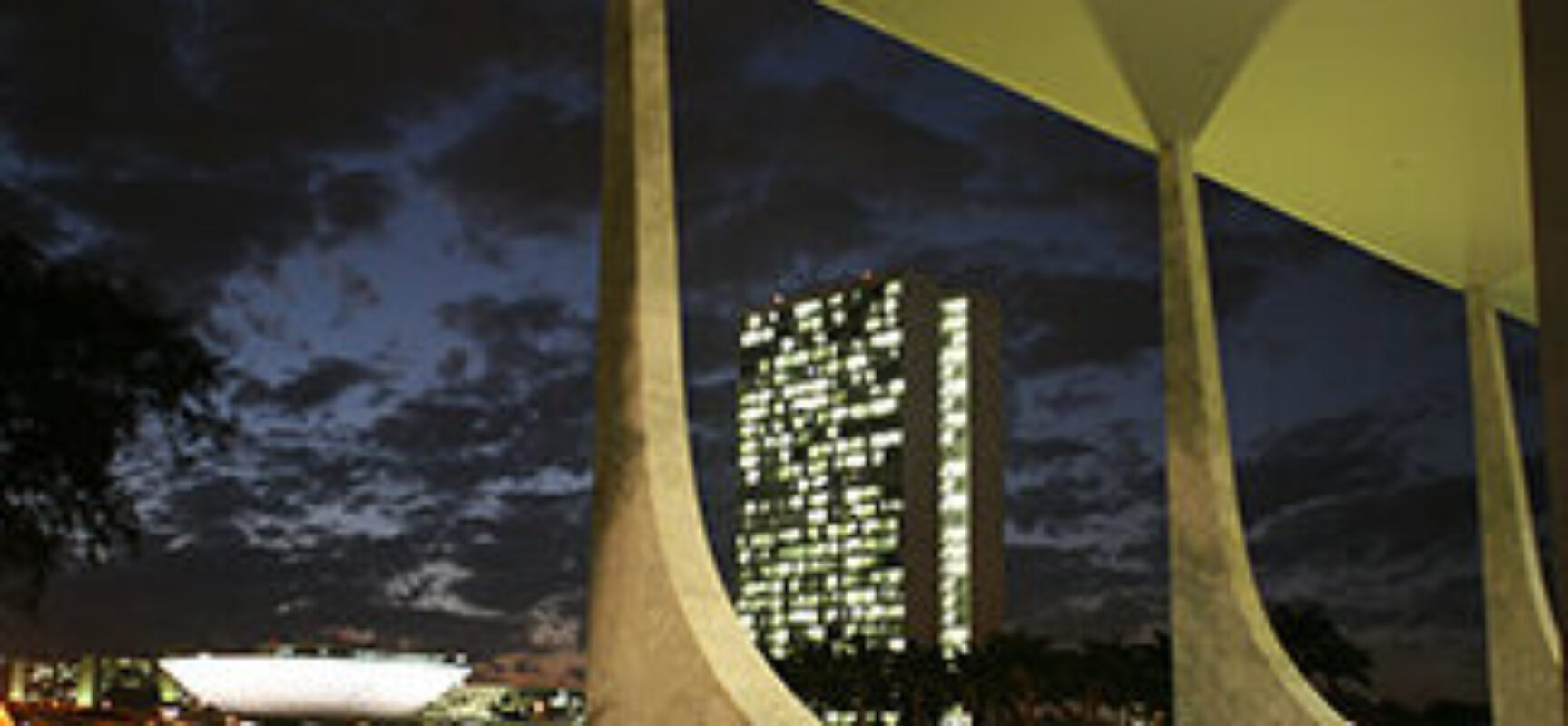 Ministro Alexandre de Moraes suspende parte de alterações da Lei de Improbidade Administrativa