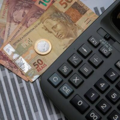 Previsão de inflação do mercado financeiro cai para 5,71% este ano