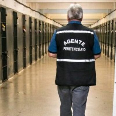 Comissão aprova proposta que fixa medidas sanitárias para visitação em presídios