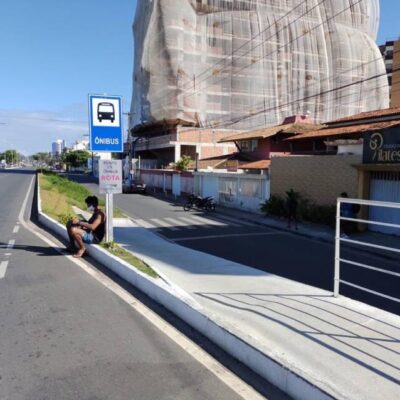 Comissão aprova obrigatoriedade de cobertura nos pontos de ônibus