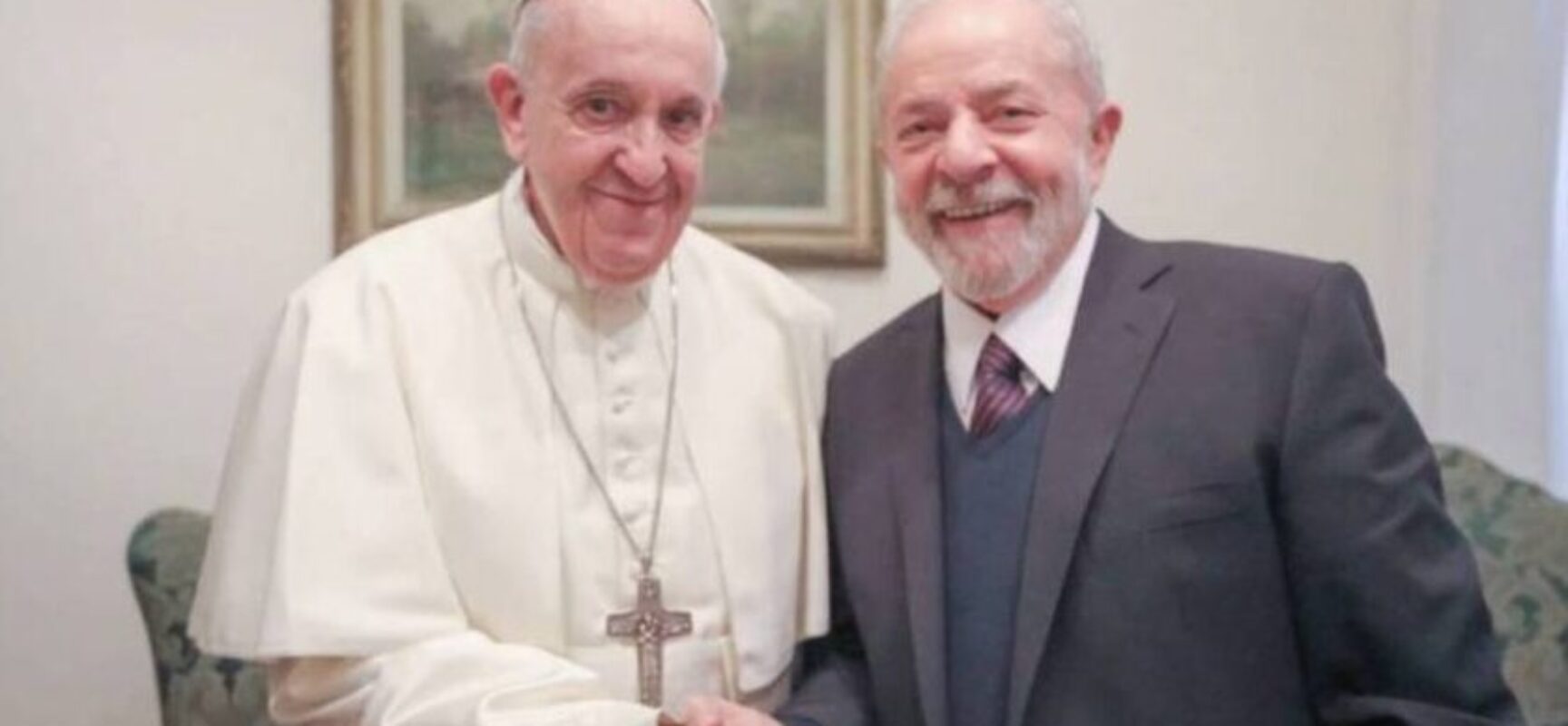 “Lula foi vítima de ‘fake news’ quando foi preso em 2018”, diz Papa Francisco