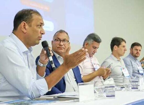 Em Salvador, prefeito Mário Alexandre se reúne com membros da UPB e endossa pautas municipalistas