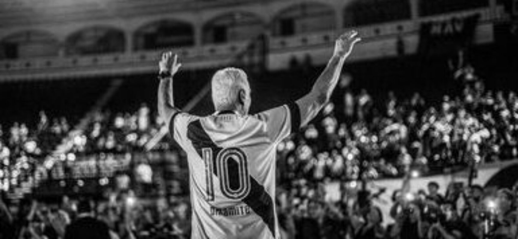 Roberto Dinamite morre aos 68 anos de idade