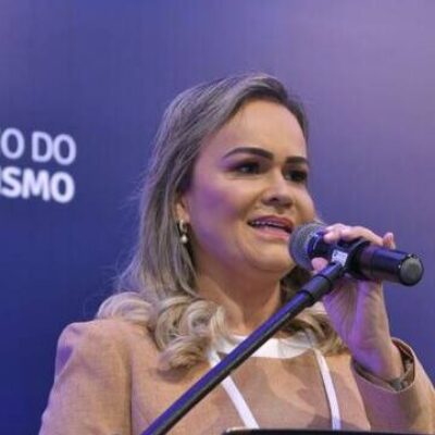 Ministra quer reduzir preço de passagens para incentivar o turismo