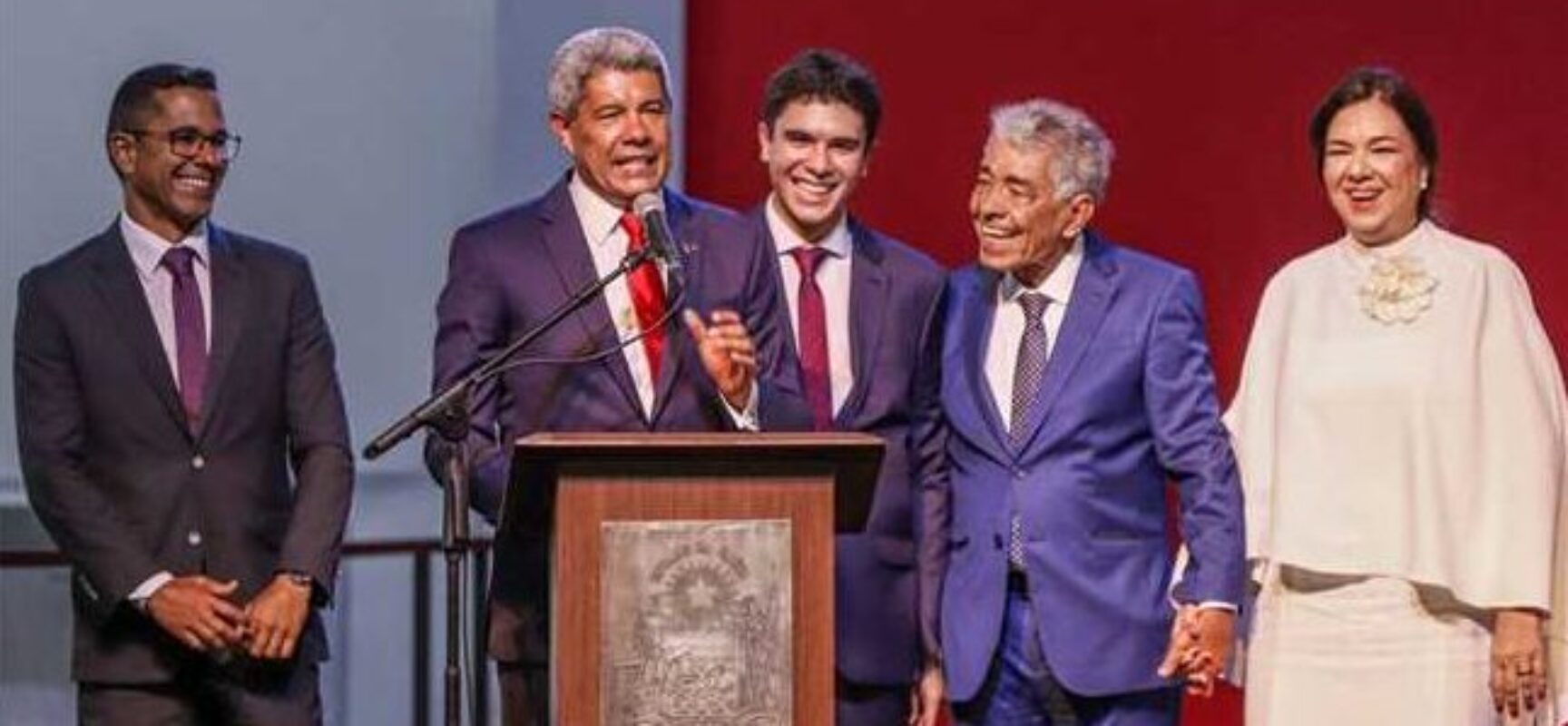 Mário Alexandre participa de solenidade de posse do governador Jerônimo Rodrigues