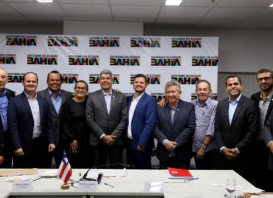 Jerônimo reúne prefeitos para reforçar a representatividade dos municípios e da Federação de Consórcios