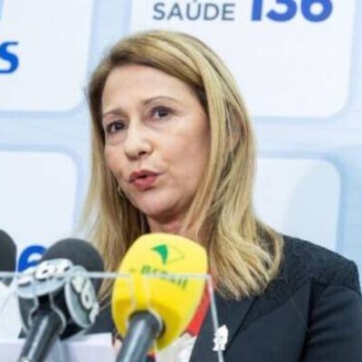 Ministério da Saúde diz que vacinas contra Covid-19 para crianças estão esgotadas