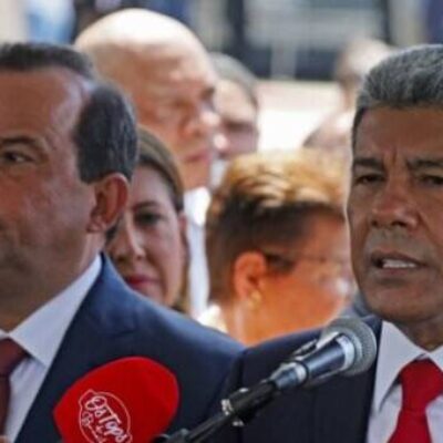Em Brasília, Jerônimo participa da cerimônia de posse de Lula: “tempo de esperança”