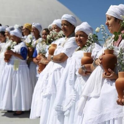Encontro em Salvador reúne mulheres de axé de várias regiões do Brasil