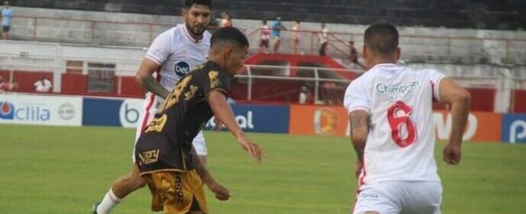 Atlético de Alagoinhas estreia com derrota na Copa do Nordeste