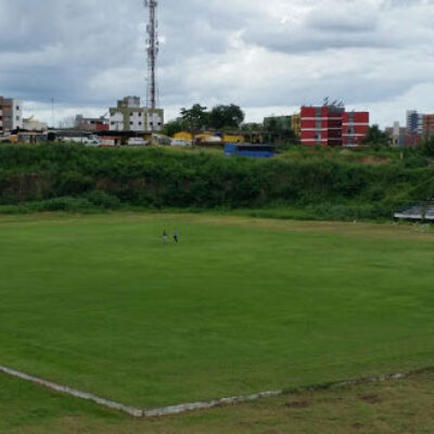 FUTEBOL: Prefeito Augusto Castro reúne-se na SETRE para definição do início das obras do Estádio
