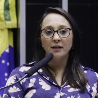 Projeto obriga que supermercados ofereça carrinho adaptado para pessoas com autismo