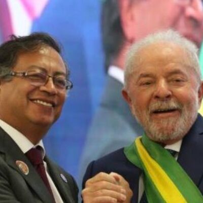 No Planalto, Lula recebe cumprimento de chefes de Estado estrangeiros
