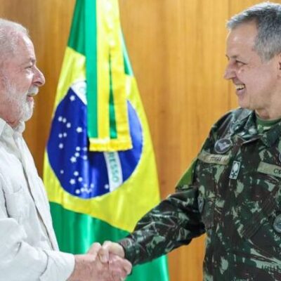 Governo federal anuncia troca no Comando do Exército