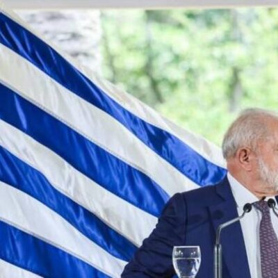 No Uruguai, Lula defende acordo entre China e Mercosul