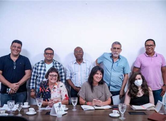 Prefeitura se reúne com equipe do filme ‘Silêncio’ e garante apoio para gravação em Ilhéus