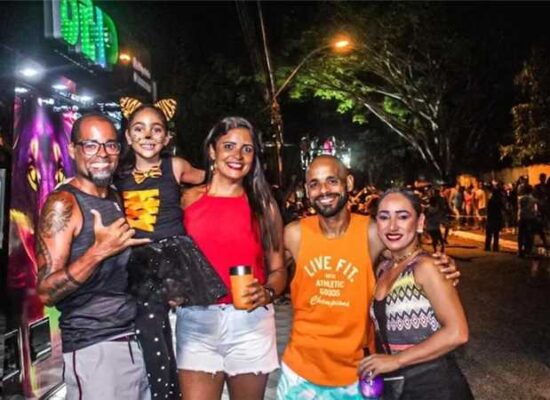 Carnaval da Paz: Ilhéus promove festa para família e contagia público em diversos pontos da cidade